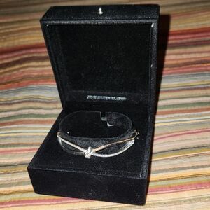 Elegant Silver & Cubic Zirconia Knot Bracelet